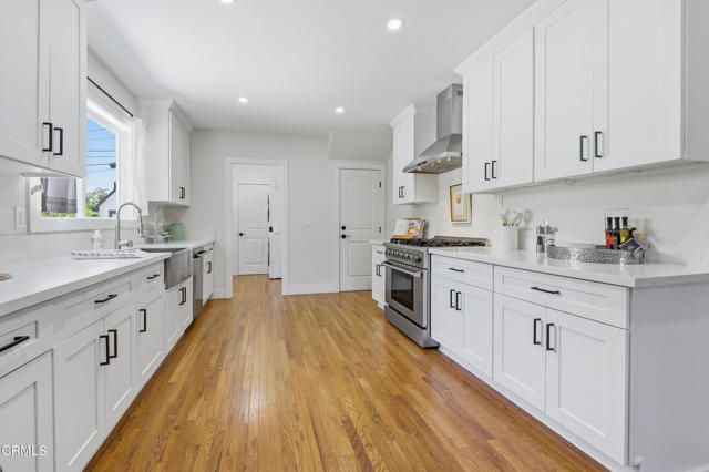 380 S Parkwood Avenue, Pasadena, CA 91107