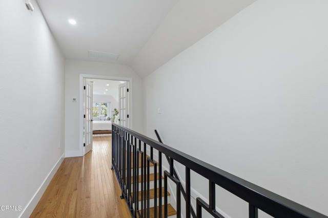 380 S Parkwood Avenue, Pasadena, CA 91107