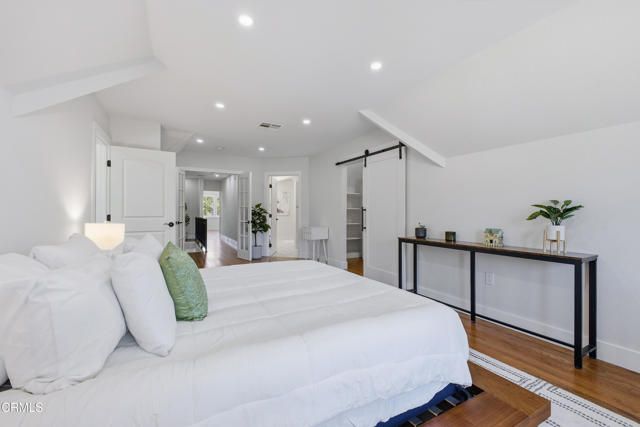 380 S Parkwood Avenue, Pasadena, CA 91107