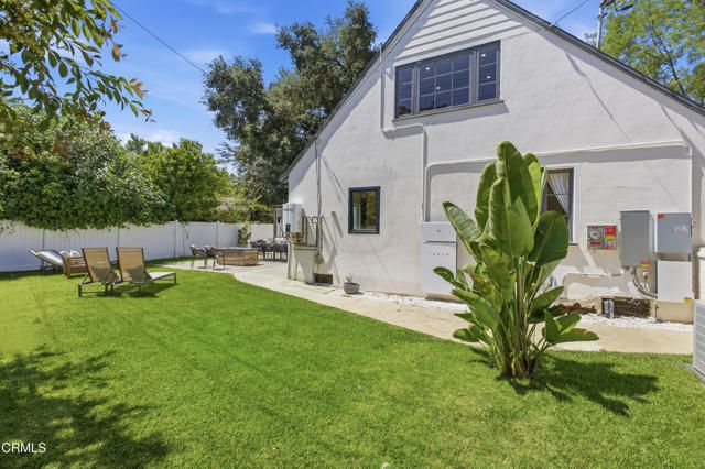 380 S Parkwood Avenue, Pasadena, CA 91107