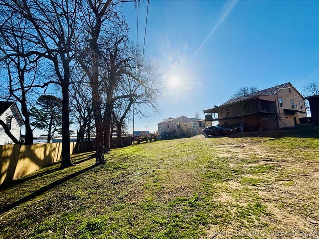 206 Forest, Eufaula, OK 74432