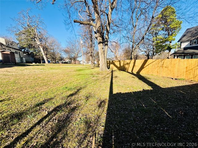 206 Forest, Eufaula, OK 74432