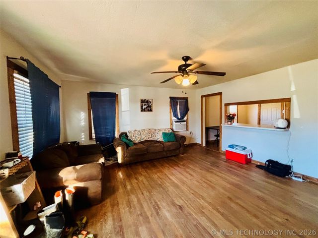 206 Forest, Eufaula, OK 74432