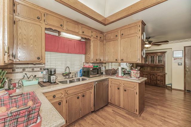 2892 Aspen Street, Hanford, CA 93230