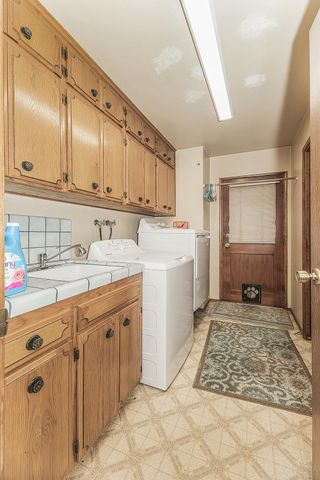 2892 Aspen Street, Hanford, CA 93230