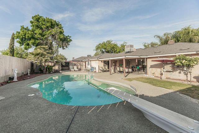 2892 Aspen Street, Hanford, CA 93230