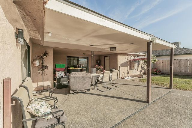 2892 Aspen Street, Hanford, CA 93230