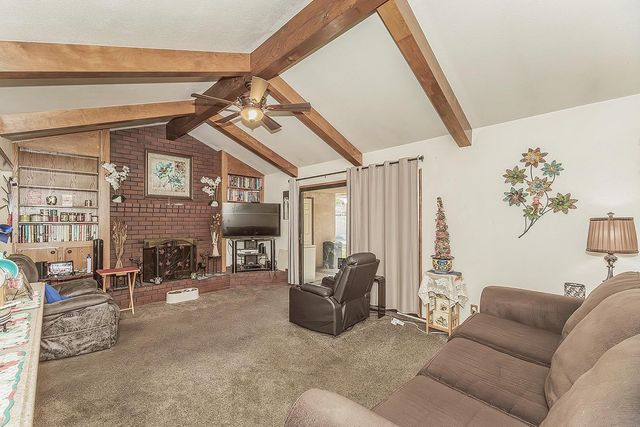 2892 Aspen Street, Hanford, CA 93230