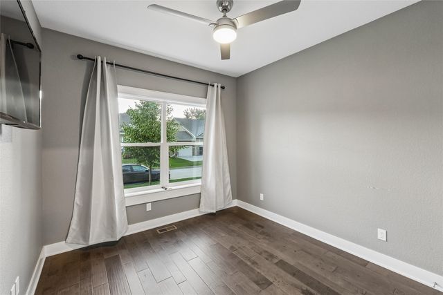 905 Chinook Way, Polk City, IA 50226