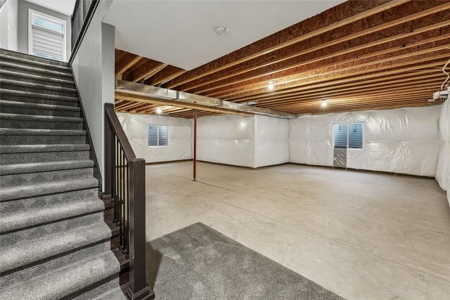 905 Chinook Way, Polk City, IA 50226