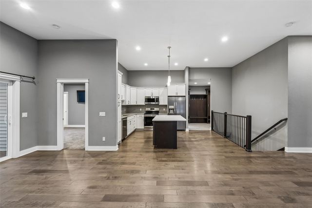 905 Chinook Way, Polk City, IA 50226