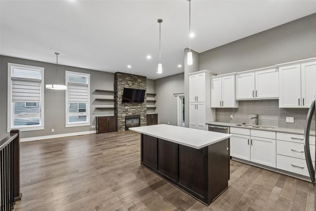 905 Chinook Way, Polk City, IA 50226