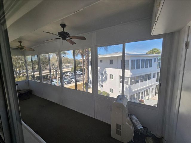 11251 80TH AVENUE 310, Seminole, FL 33772