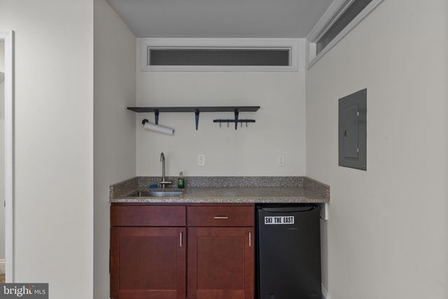 402 E FORT AVE, Baltimore, MD 21230