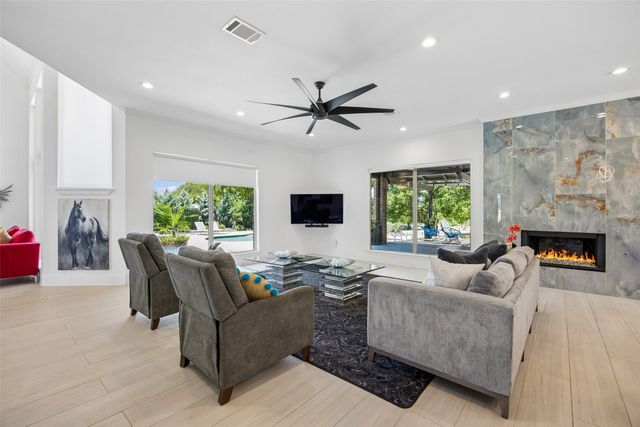 9516 Park Drive, Fort Worth, TX 76179