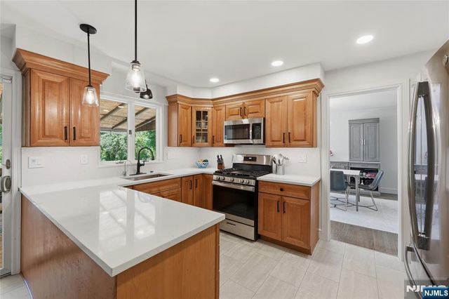 2430 Cleveland Avenue, Twp Of Washington, NJ 07676