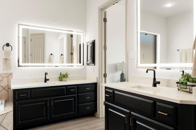 260 Longmont LN, Austin, TX 78737