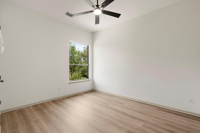 260 Longmont LN, Austin, TX 78737