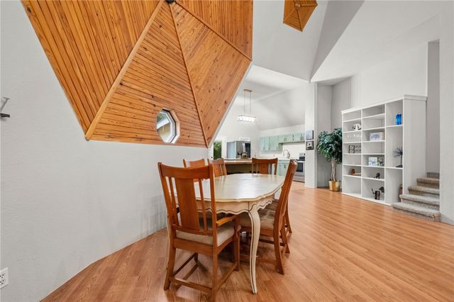 158 S Beaver Springs Road, Watts, OK 74964