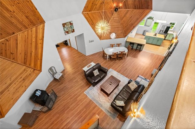 158 S Beaver Springs Road, Watts, OK 74964
