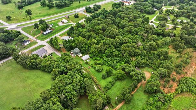 158 S Beaver Springs Road, Watts, OK 74964