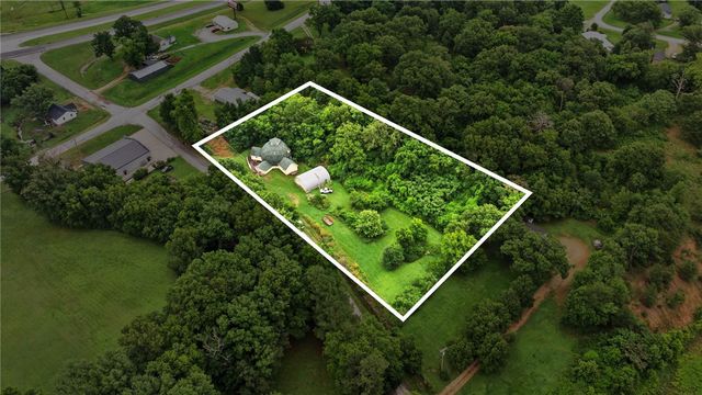 158 S Beaver Springs Road, Watts, OK 74964