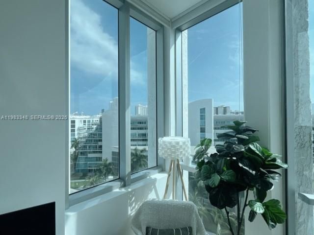 3029 NE 188th St 822, Aventura, FL 33180