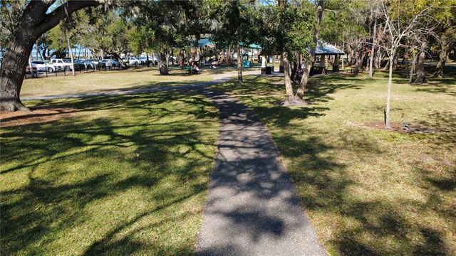 1136 DOUGLAS AVENUE, Dunedin, FL 34698