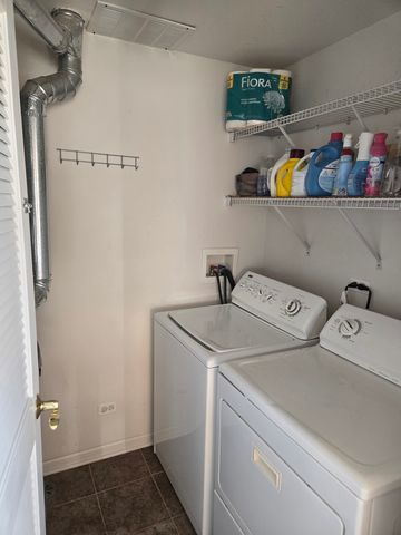 5220 Cobblers Crossing, Mchenry, IL 60050