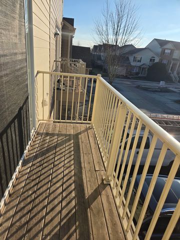 5220 Cobblers Crossing, Mchenry, IL 60050