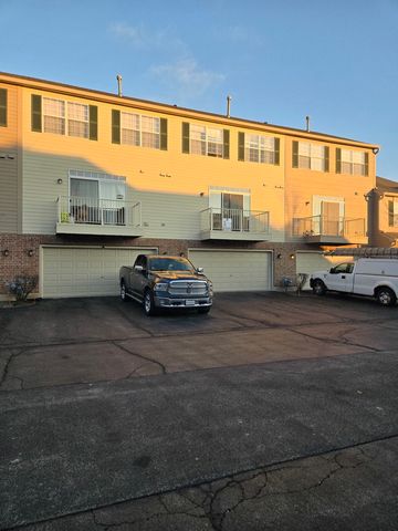 5220 Cobblers Crossing, Mchenry, IL 60050