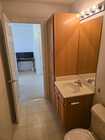 5220 Cobblers Crossing, Mchenry, IL 60050