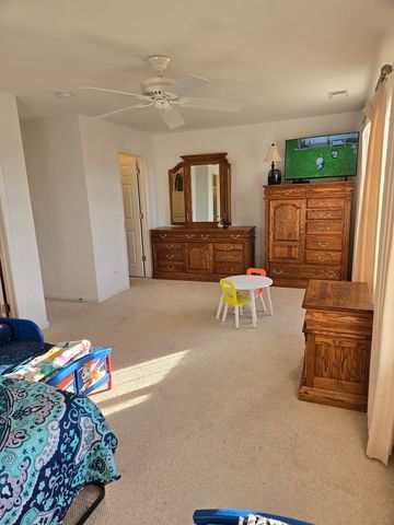 5220 Cobblers Crossing, Mchenry, IL 60050