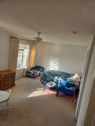 5220 Cobblers Crossing, Mchenry, IL 60050