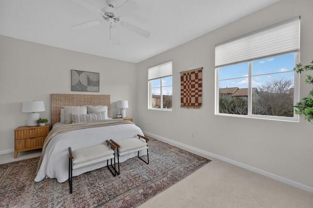 2852 Crested St, West Sacramento, CA 95691