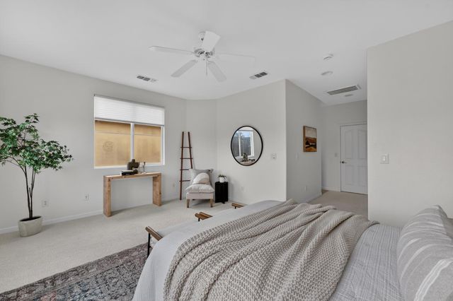 2852 Crested St, West Sacramento, CA 95691