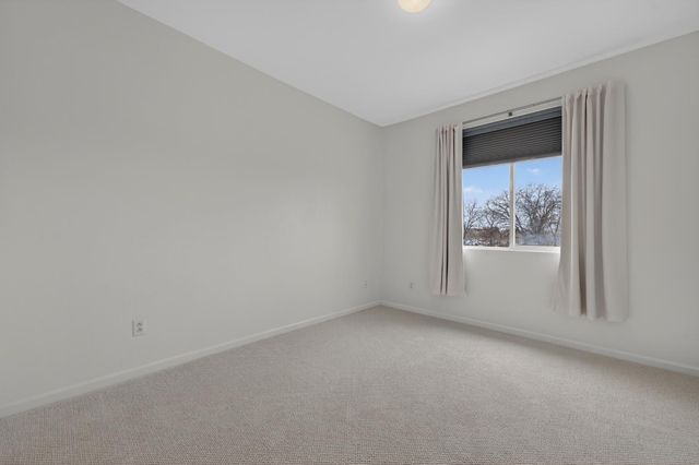 2852 Crested St, West Sacramento, CA 95691