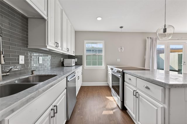 6351 Briar Rose Drive 149, Houston, TX 77057