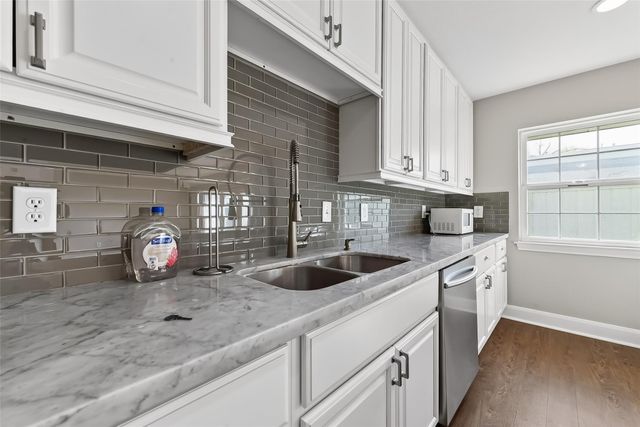 6351 Briar Rose Drive 149, Houston, TX 77057