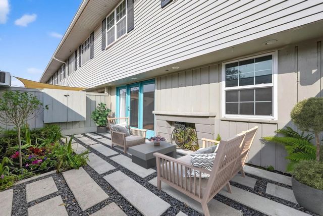 6351 Briar Rose Drive 149, Houston, TX 77057