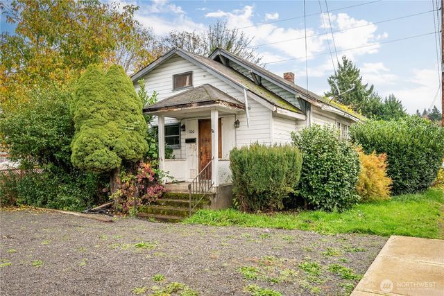 1100 N 1st Avenue, Kelso, WA 98626