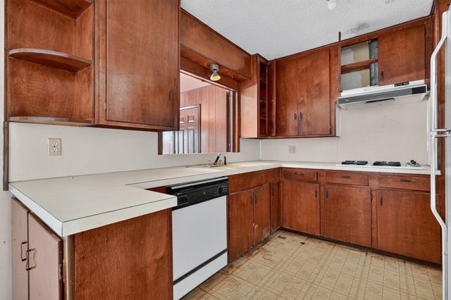 1007 W 30th Street, Houston, TX 77018
