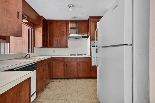 1007 W 30th Street, Houston, TX 77018