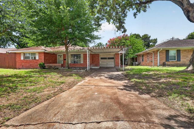 1007 W 30th Street, Houston, TX 77018