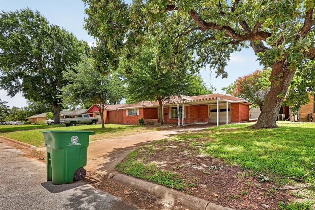 1007 W 30th Street, Houston, TX 77018