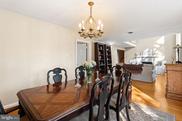 1 BIRCHALL DR, Haddonfield, NJ 08033