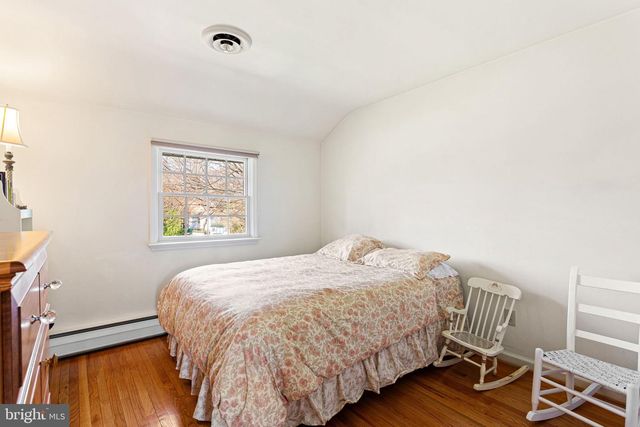 1 BIRCHALL DR, Haddonfield, NJ 08033