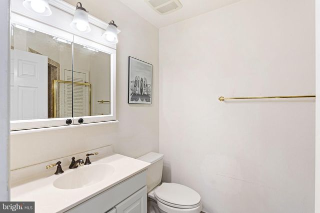 1 BIRCHALL DR, Haddonfield, NJ 08033