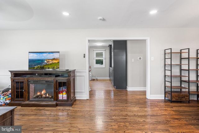 28 BAILEY ST, Woodstown, NJ 08098