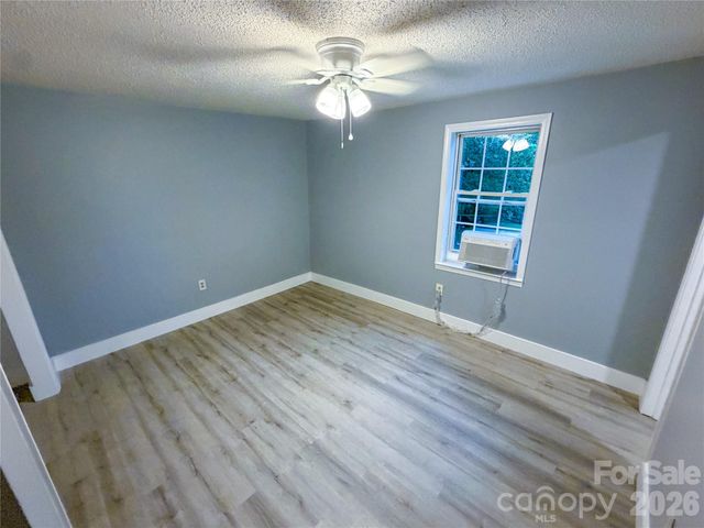 107 Drake Street, Gastonia, NC 28052